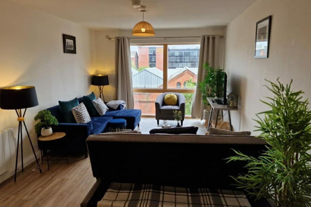 Modern Apartment, Sleeps 6, Belfast City Centre Exterior foto